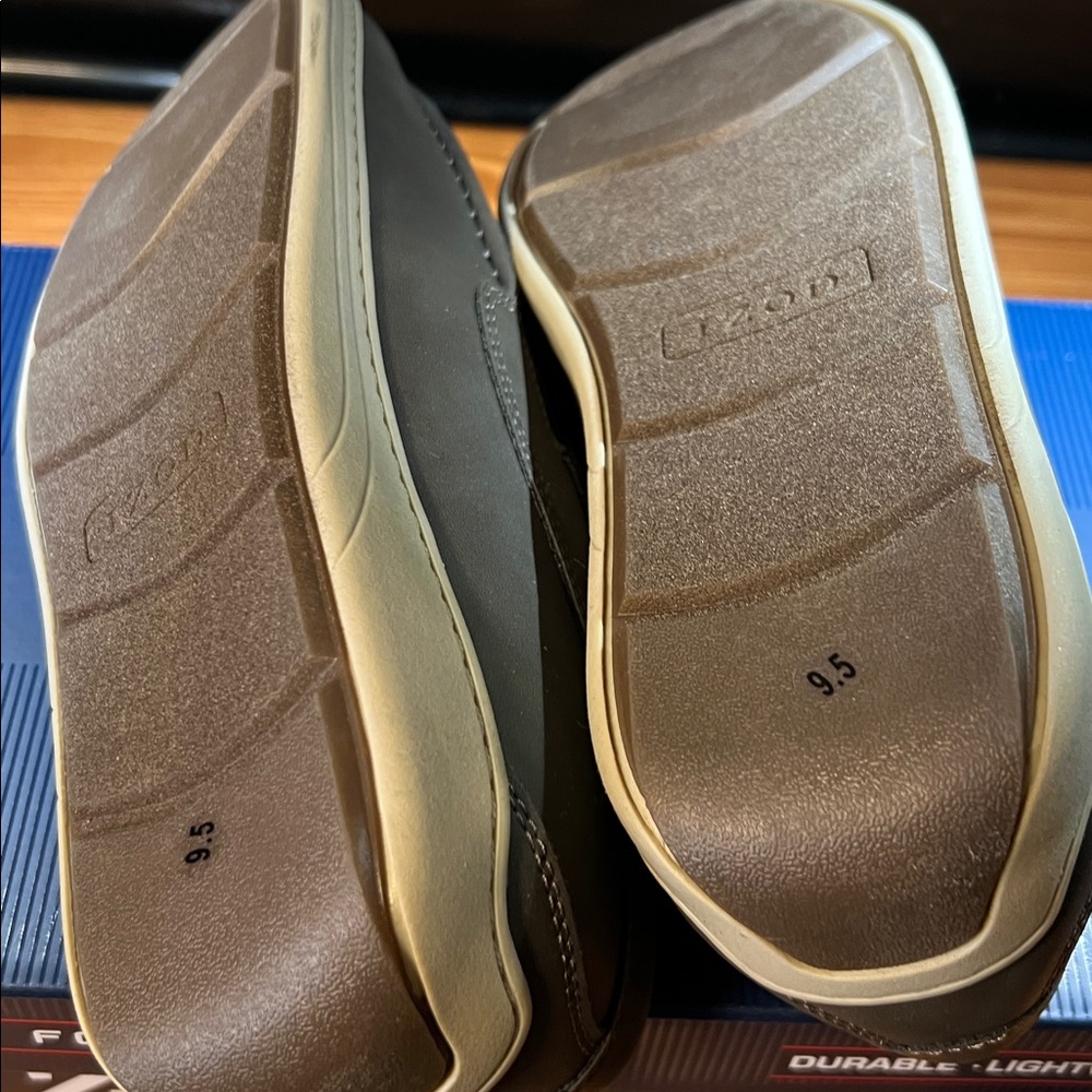 Izod Men's Gray Slip-On Loafers - Picture 5 of 6
